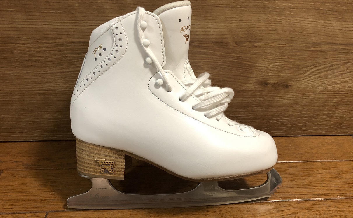 アイスダンス用のスケート靴に買い替えました～ | 趣味フィギュアスケーターの華麗なる日々